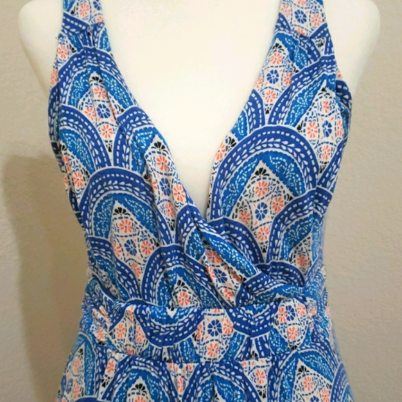 Elle dress size small - Picture 2 of 9